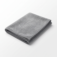 Representative illustration — microfibre cloth; supplied model and packaging may vary.
